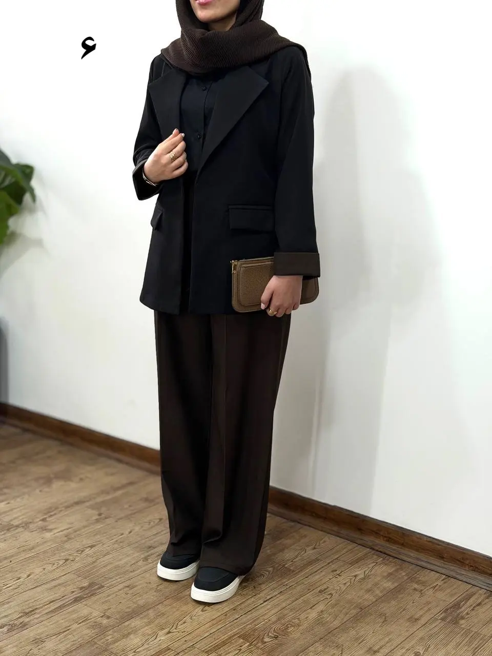 ست کت و شلوار بزیاق همراه با کمربند